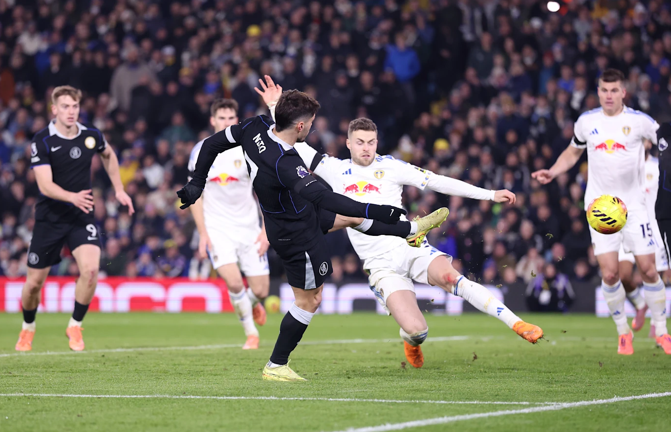Leeds United vs Chelsea (03:15 &#8211; 04/12) | Xem lại trận đấu
